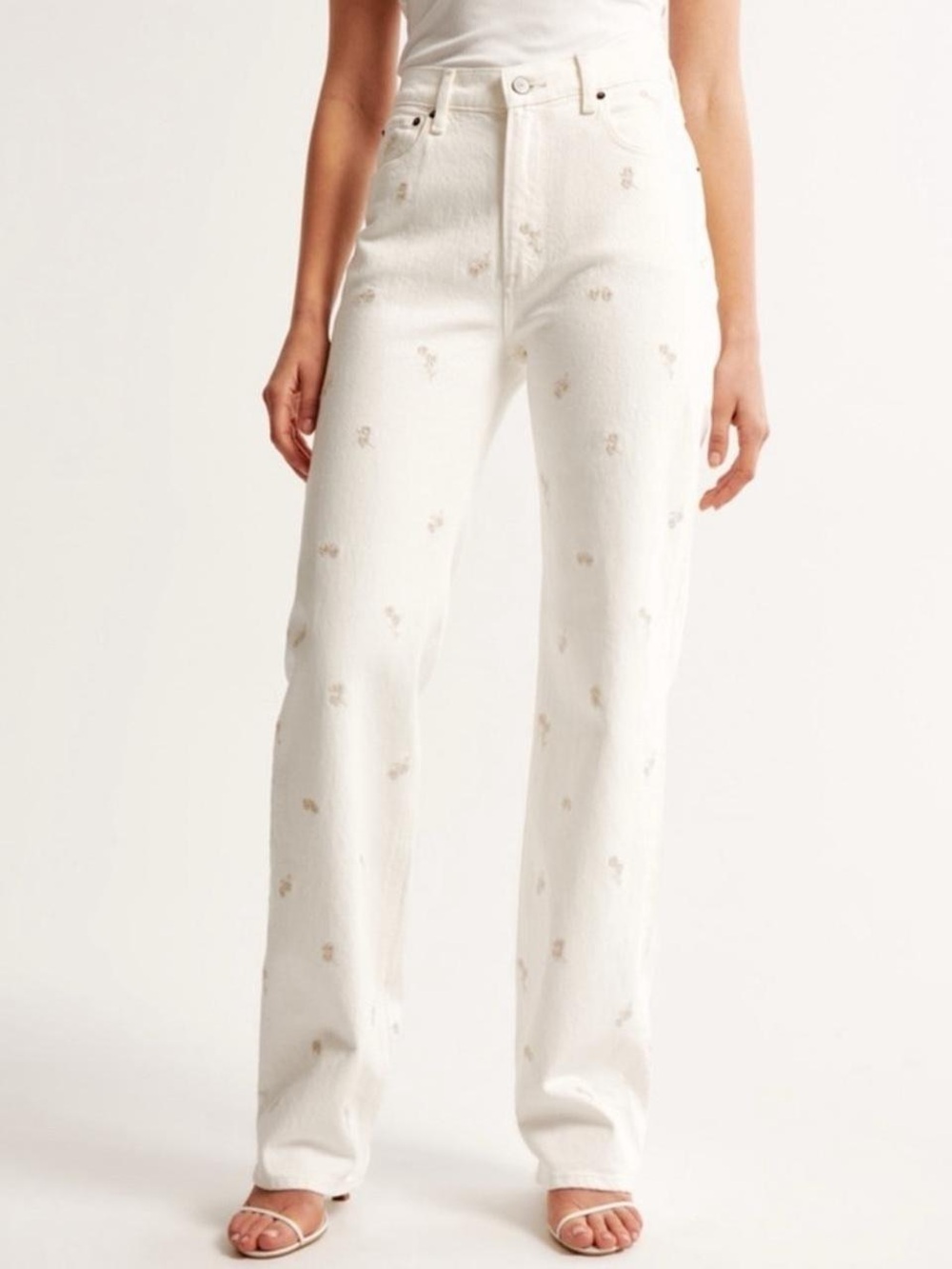 Abercrombie & Fitch The 90s Relaxed Jean High Rise